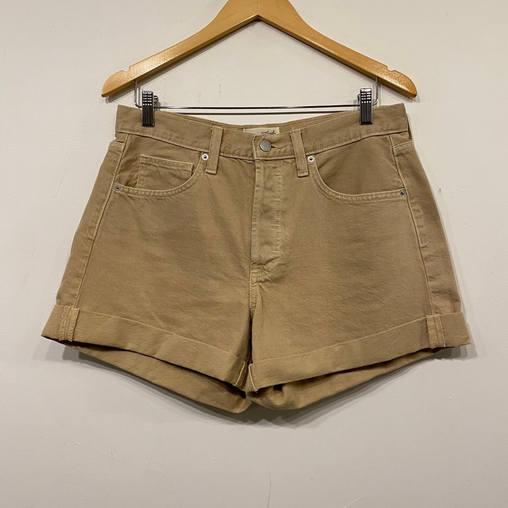 Universal Thread Womens 90s Baggy Shorts Tan Khaki High Rise Cuffed Denim Size 8